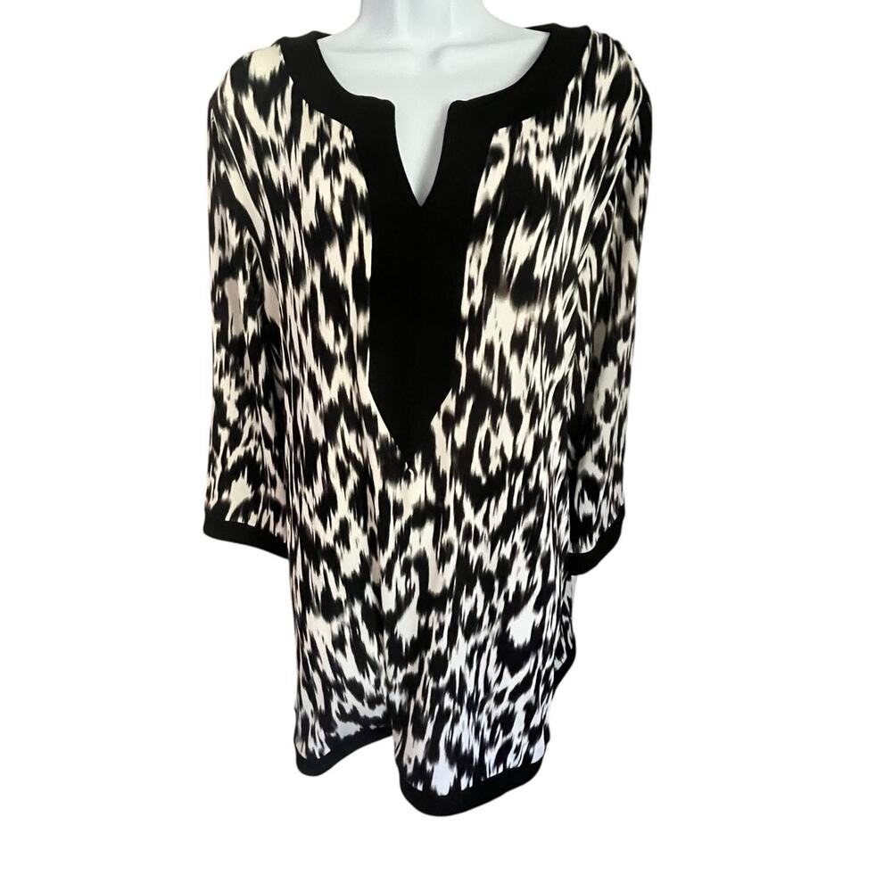 NWT Chico’s Travelers Ikat Print Tunic – Size 14/16